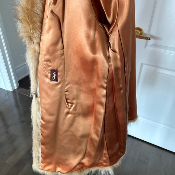 Fox fur jacket - Picture 11 of 11